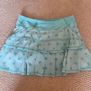Blue polka dot Lululemon skirt